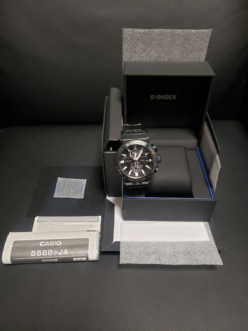 ★MASTER OF G★電波ソーラーカーボンベゼル&ベルト GWR-B1000