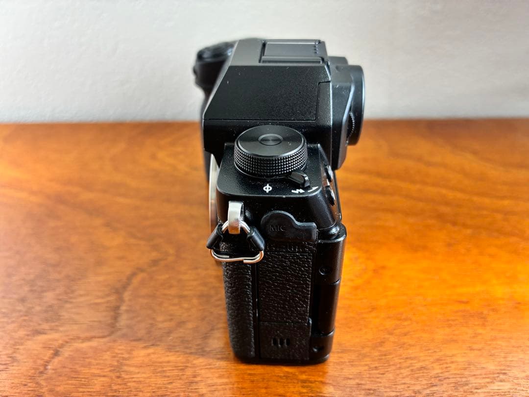 X-S10 (カメラ本体) , XC35mmF2 (レンズ)