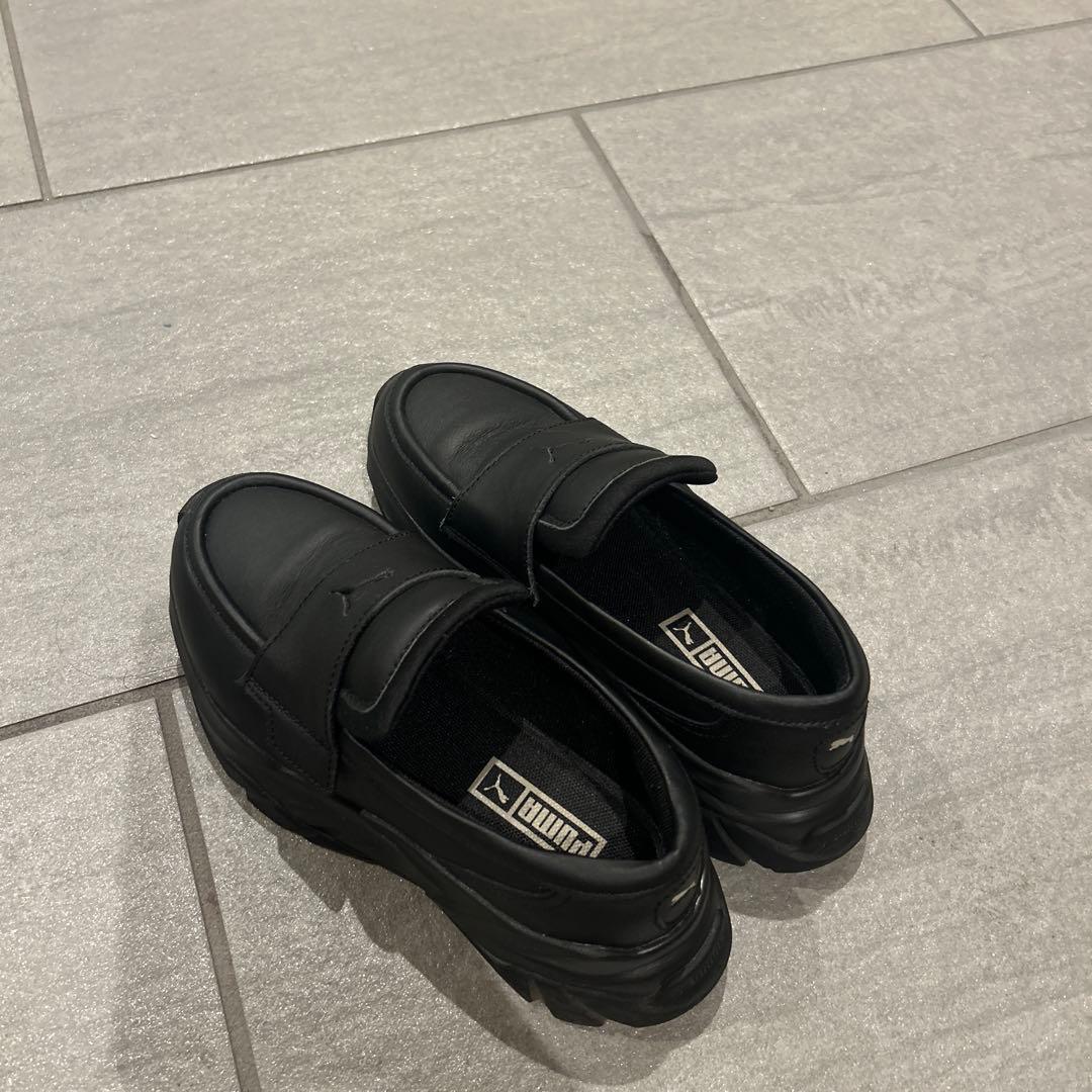PUMA ローファー スニーカー　23.0cm
