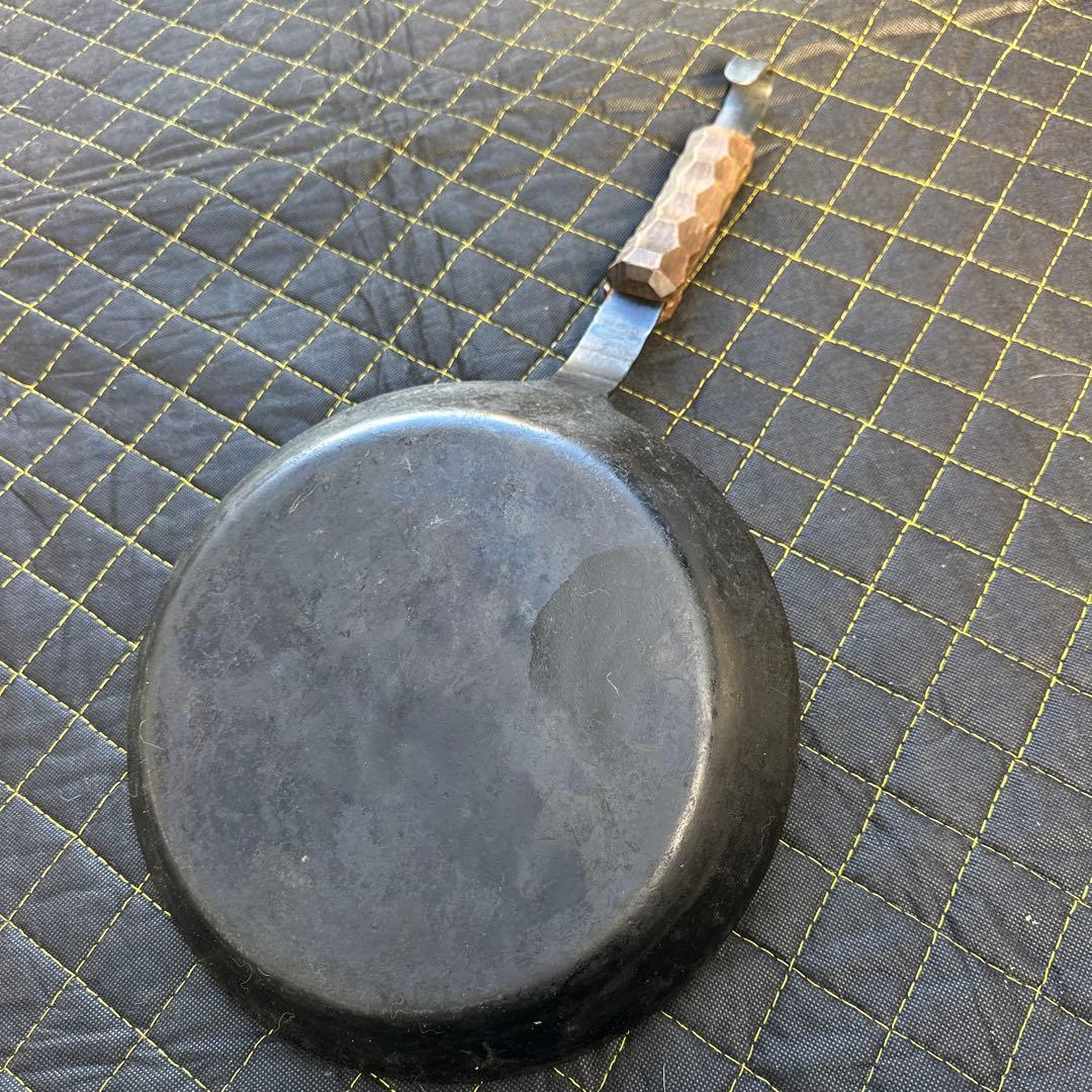 ターク フライパン　アシモクラフトグリップ付き　中古