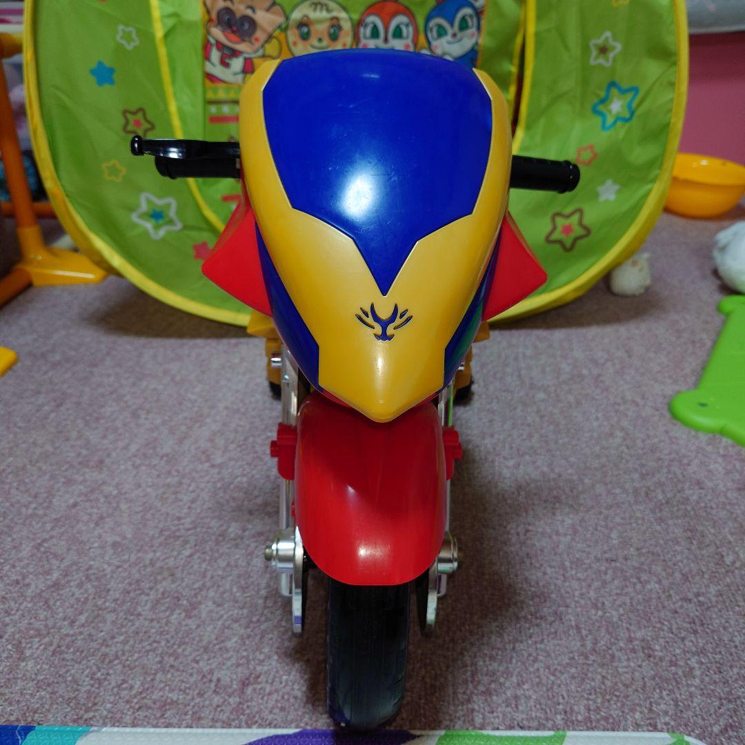 仮面ライダー　乗用バイク　乗用玩具