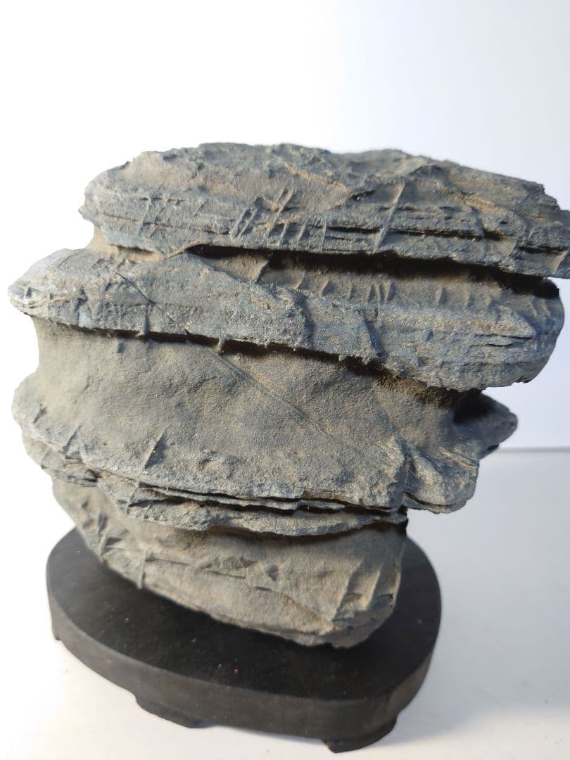 佐治川石　層状　水石 鑑賞石