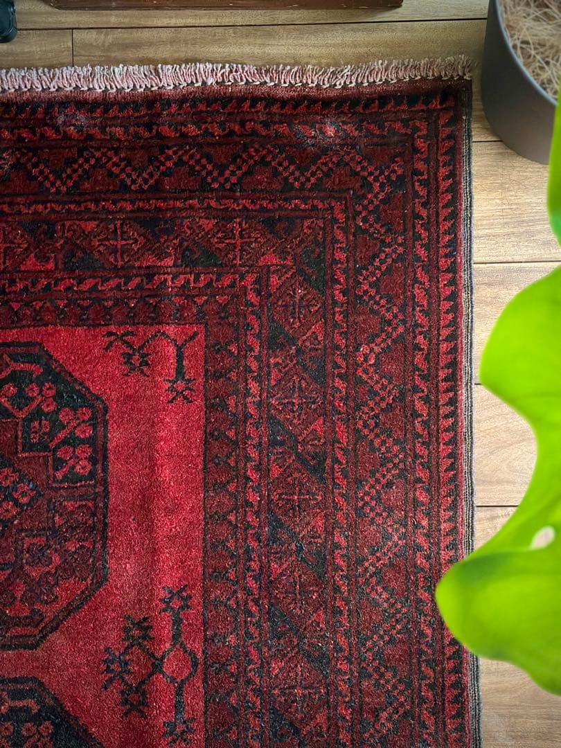 トライバルラグ　ヴィンテージラグ　トルクメン　エルサリ　プリミティブアート　美品