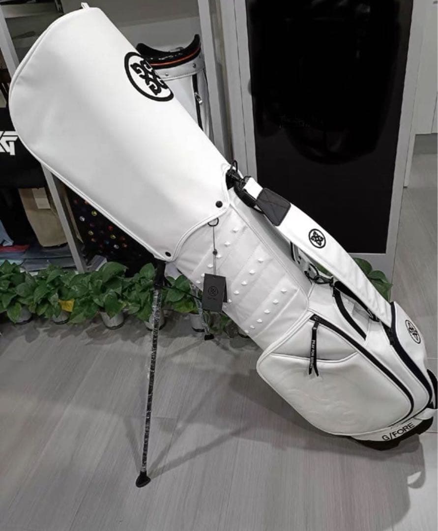 【即発送】 G/FORE ジーフォア ゴルフ キャディバッグ スタンド型ホワイト