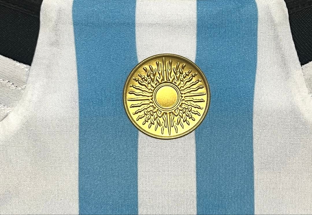 adidas サッカーアルゼンチン代表 メッシ 10番 2022 カタールW杯