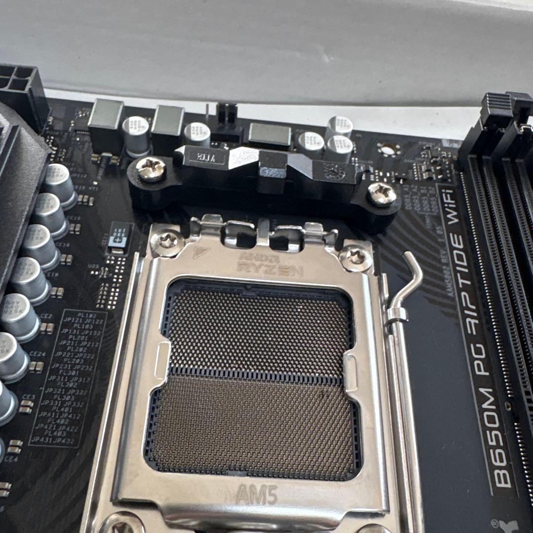 ASRock B650 PG WiFi マザーボード プラスサービスあり