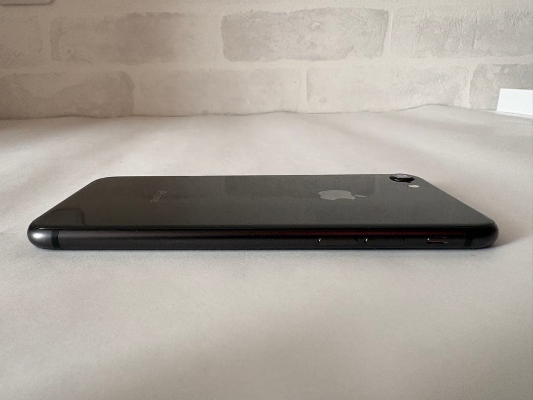 iPhone 8 64GB ブラック SIMフリー バッテリー85％ 本体のみ