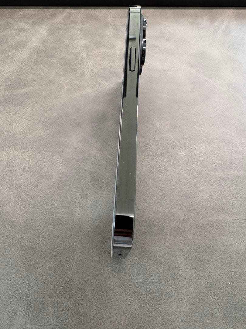 Apple iPhone 14 Pro スペースブラック　本体