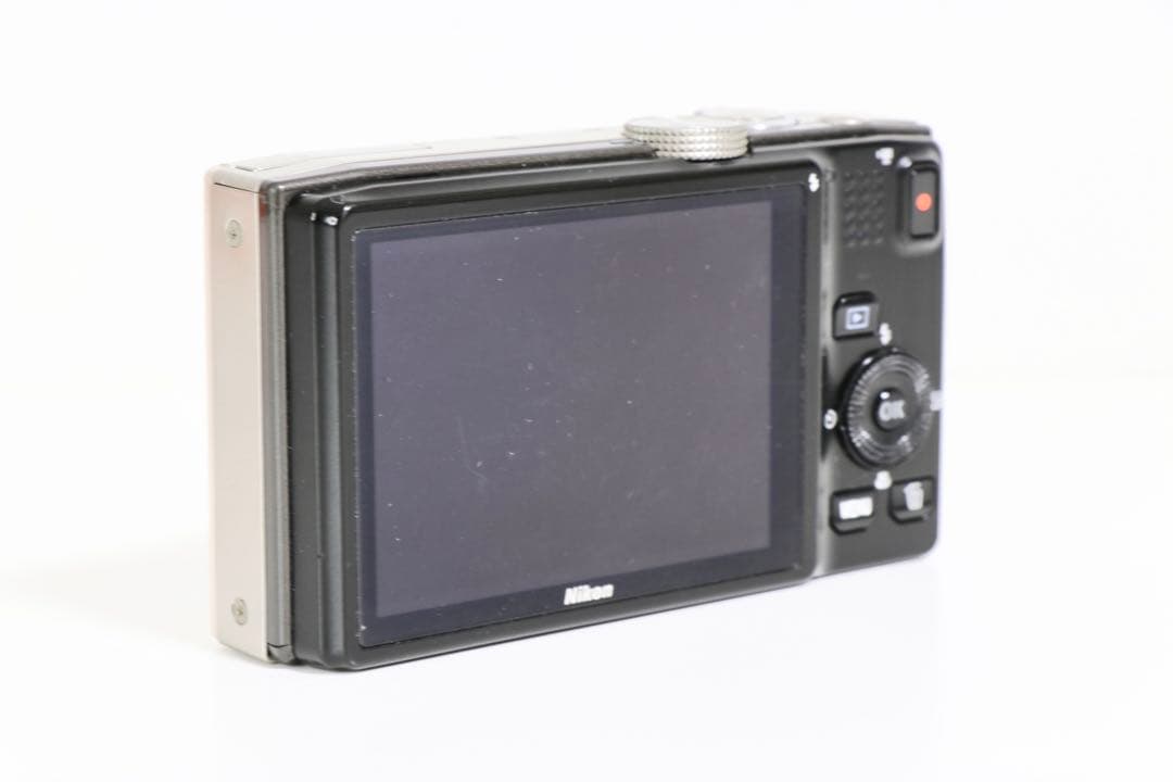 ニコン Nikon COOLPIX S8200 シルバー