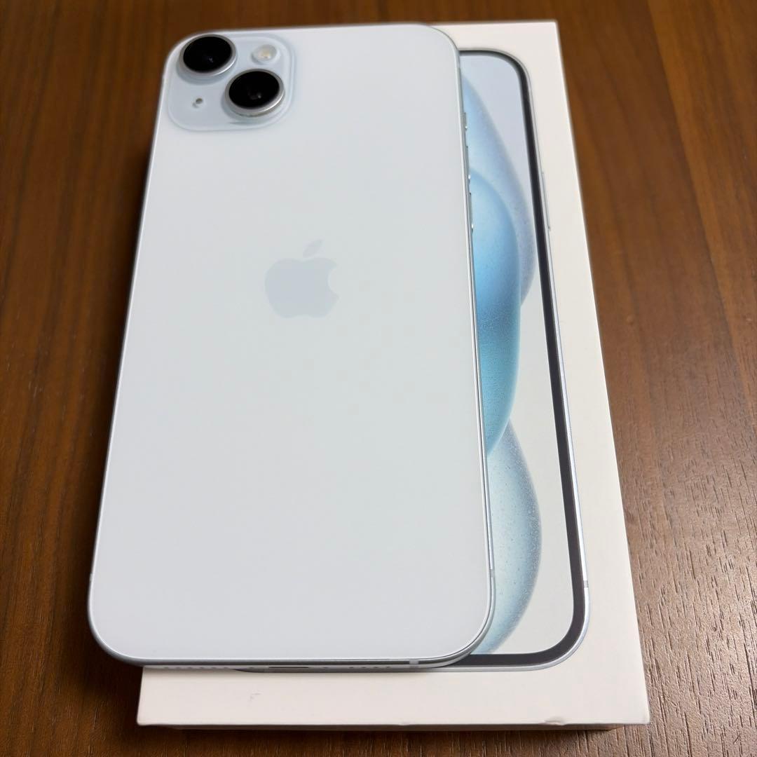 Apple iPhone 15 ブルー本体　バッテリー95%