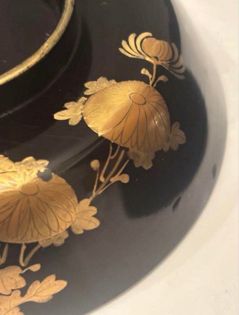 芸術的なお花、蝶々とふんだんに使われた金彩が美しい豪華絢爛な木製輪島漆塗お椀2客