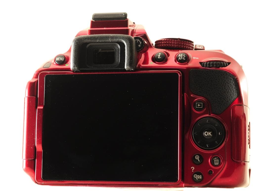 Nikon D5300 レッド デジタルカメラ＆18-55レンズ付き