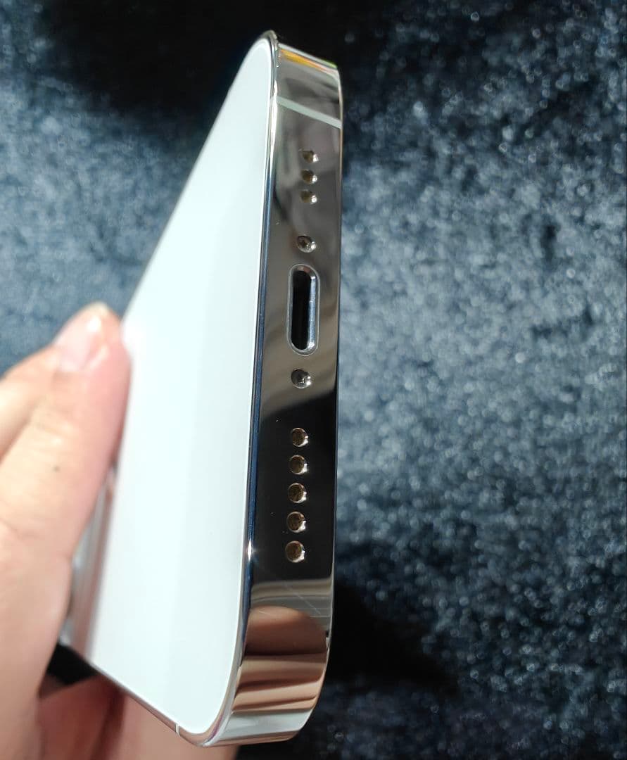 【美品】iPhone13Pro シルバー 256gb SIMフリー