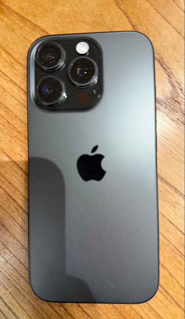 【美品】　iPhone16Pro 256GBブラックチタニウム SIMフリー