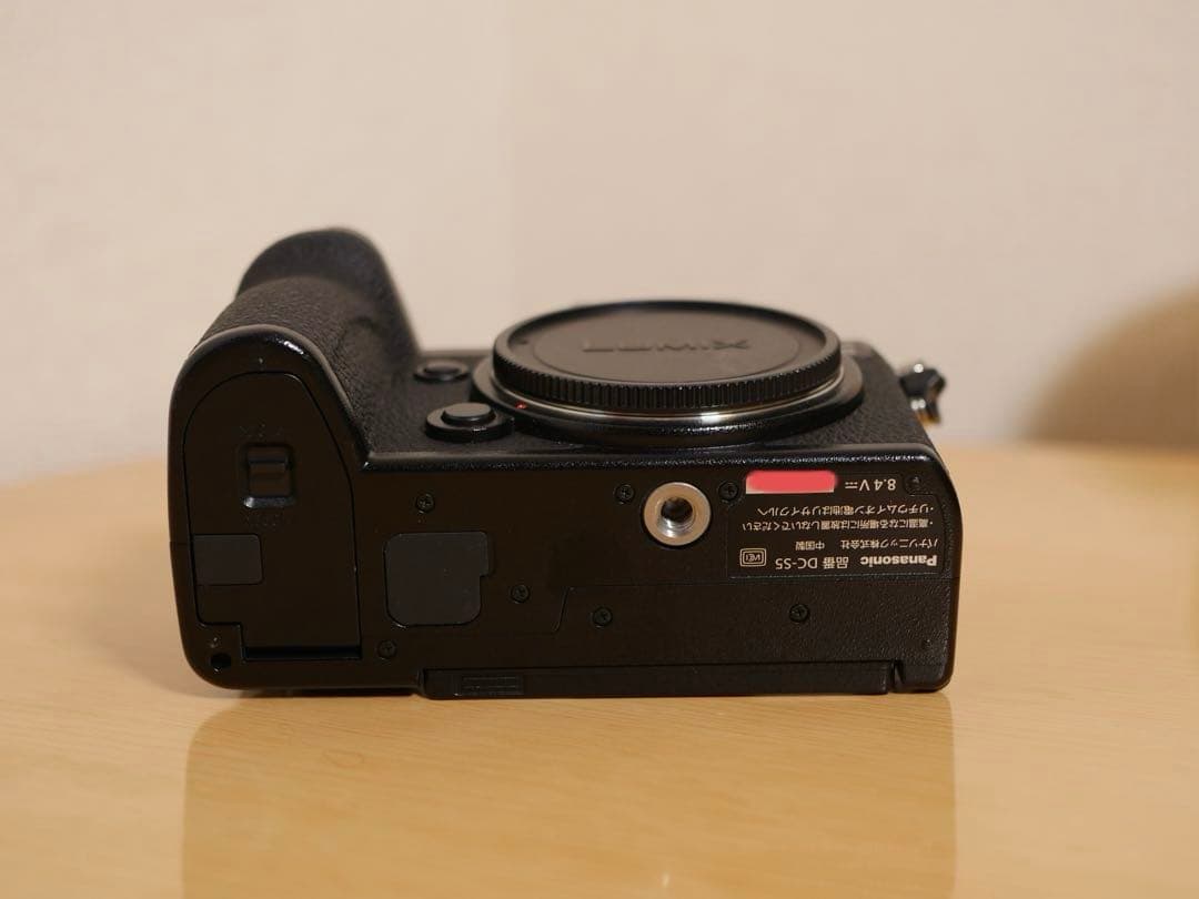 【良品】パナソニック LUMIX S5 本体