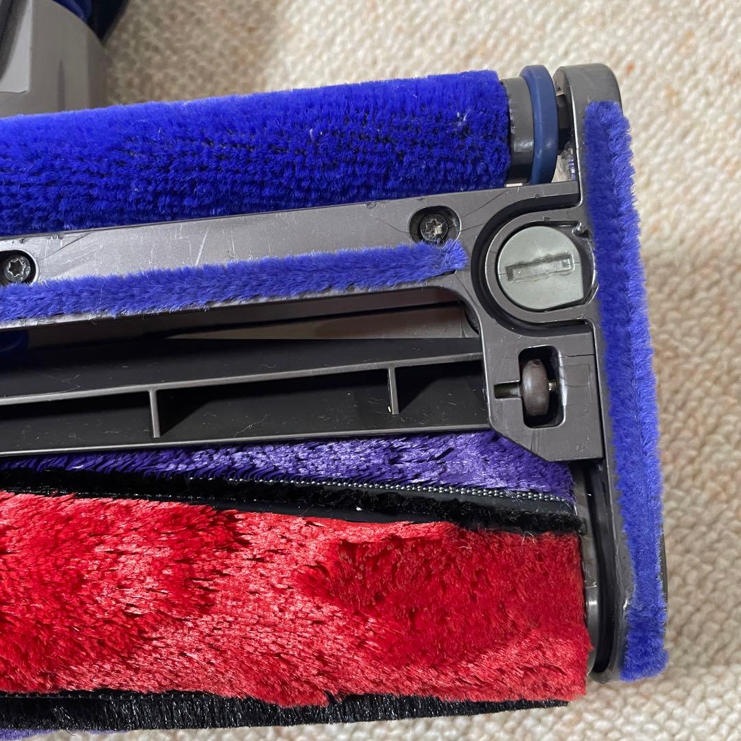 Dyson ダイソン SV12 コードレス掃除機　付属ノズル付き