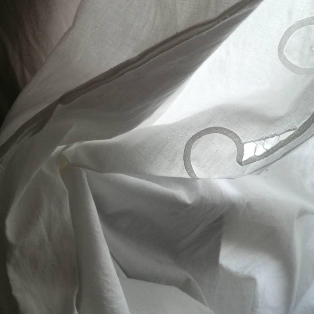 イギリスヴィンテージ　シャワーカーテン　カットワーク　間仕切りカーテン