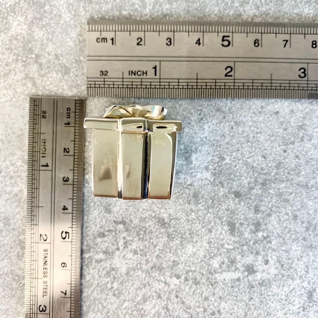 ティファニー ギフトボックス ジュエリーケース ピルケース シルバー SP1e