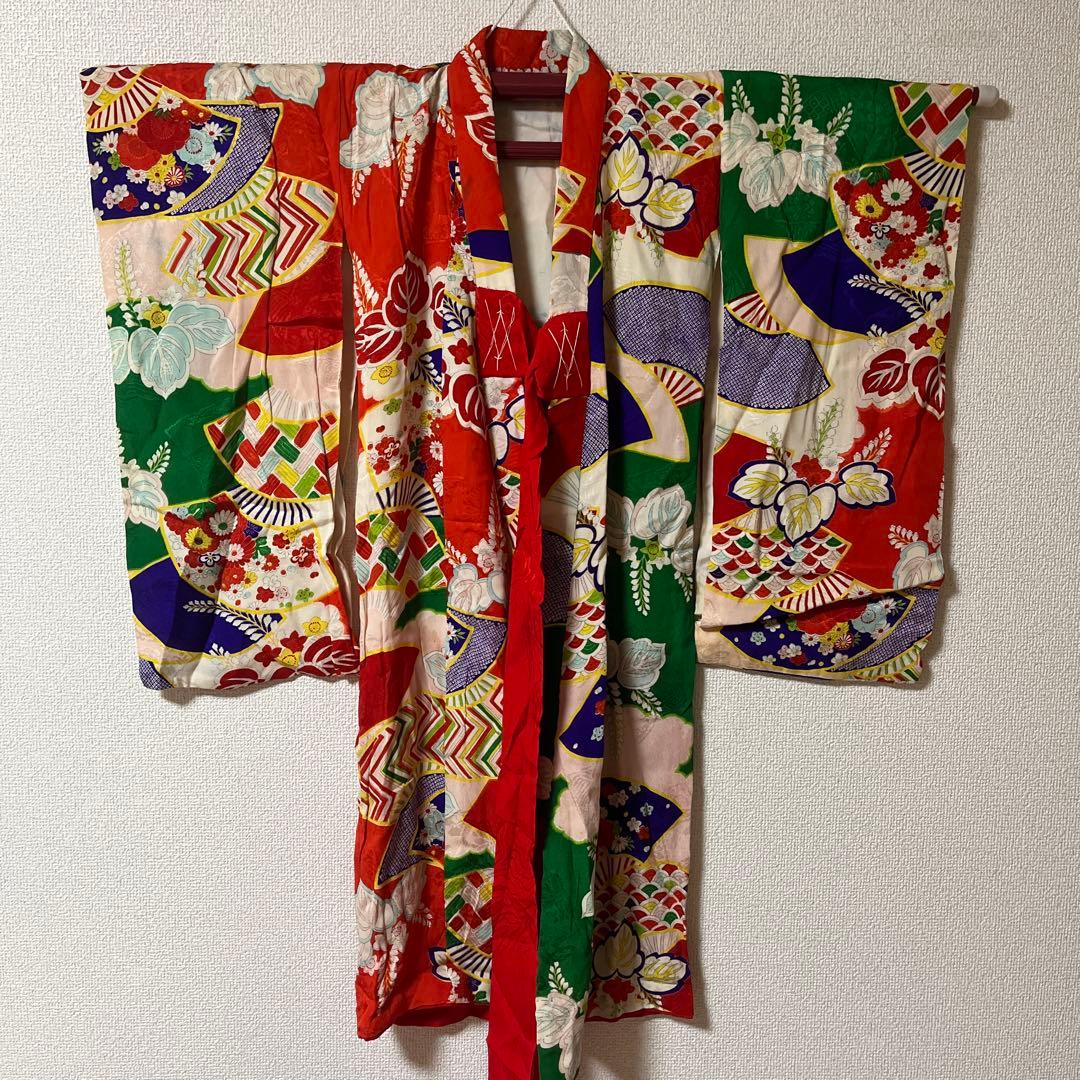 七五三　3歳　着物　被布　アンティーク　赤　古典柄