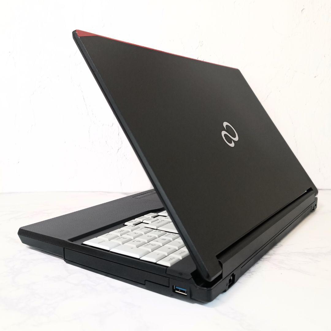 早い者勝ち✨️2018年製✨️新品SSD✨️第7世代i5✨️8GB✨️フルHD