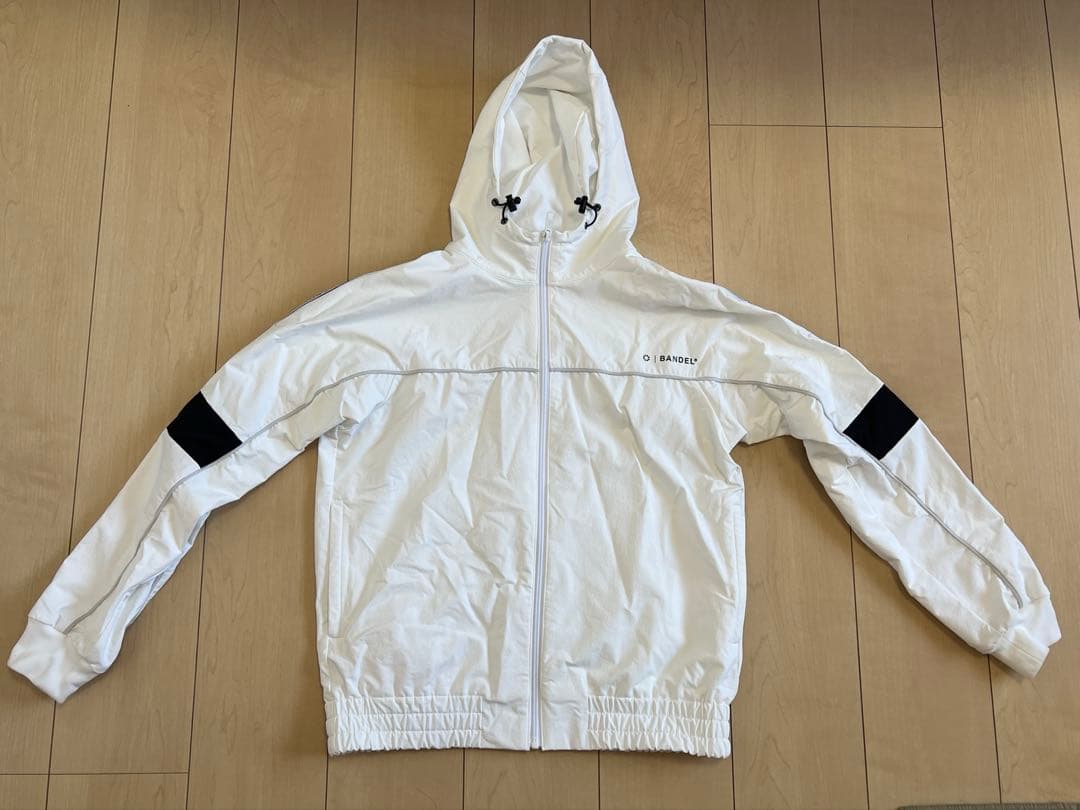 BANDEL フード付きホワイトジャケット