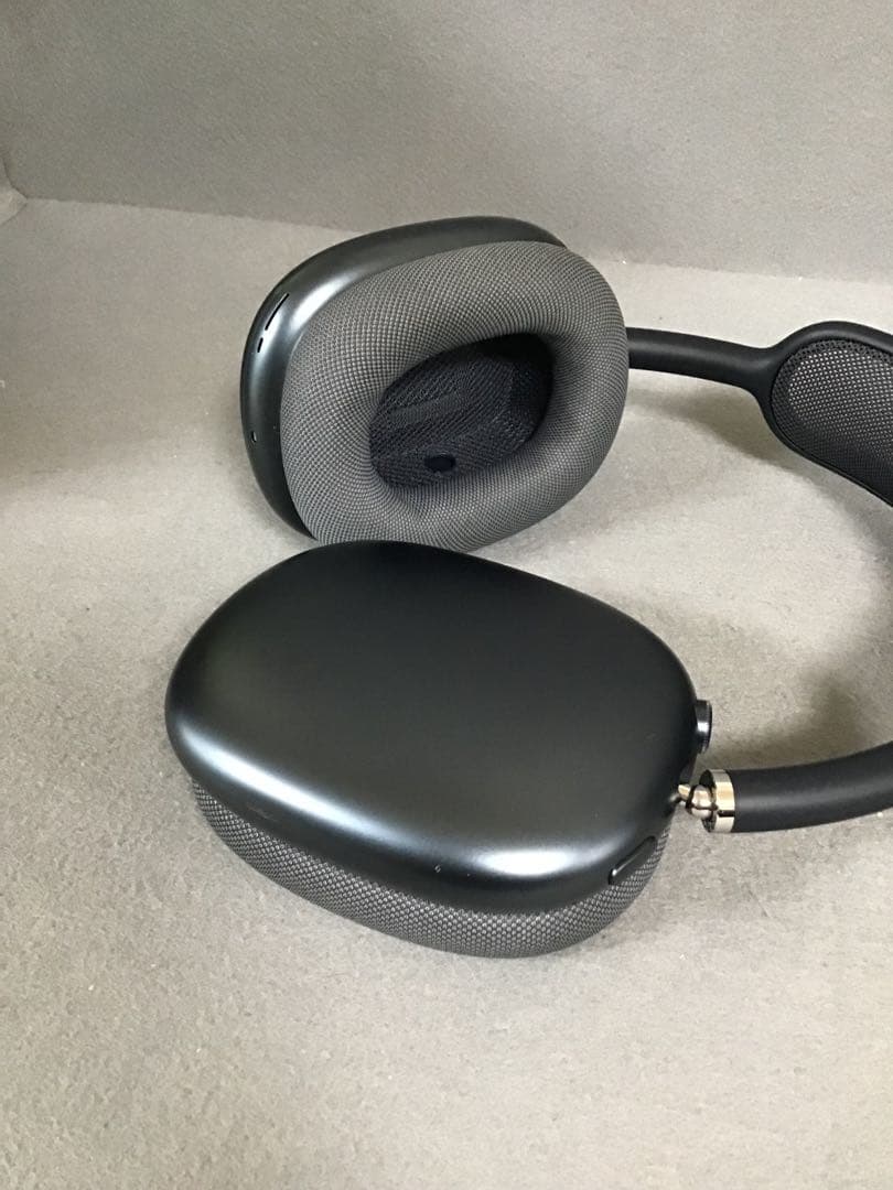 中古美品　AirPods Max ワイヤーレスヘッドホン　ミッドナイト色