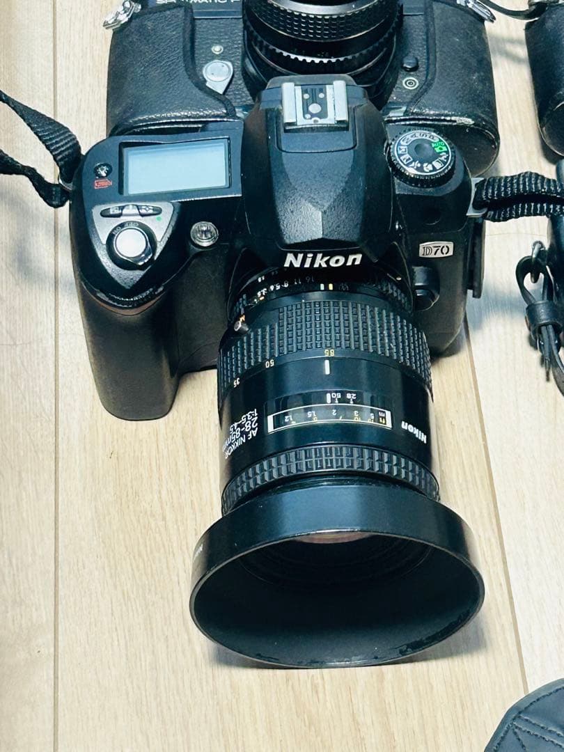 カメラ4台　Nikon Pentax Olympus minolta