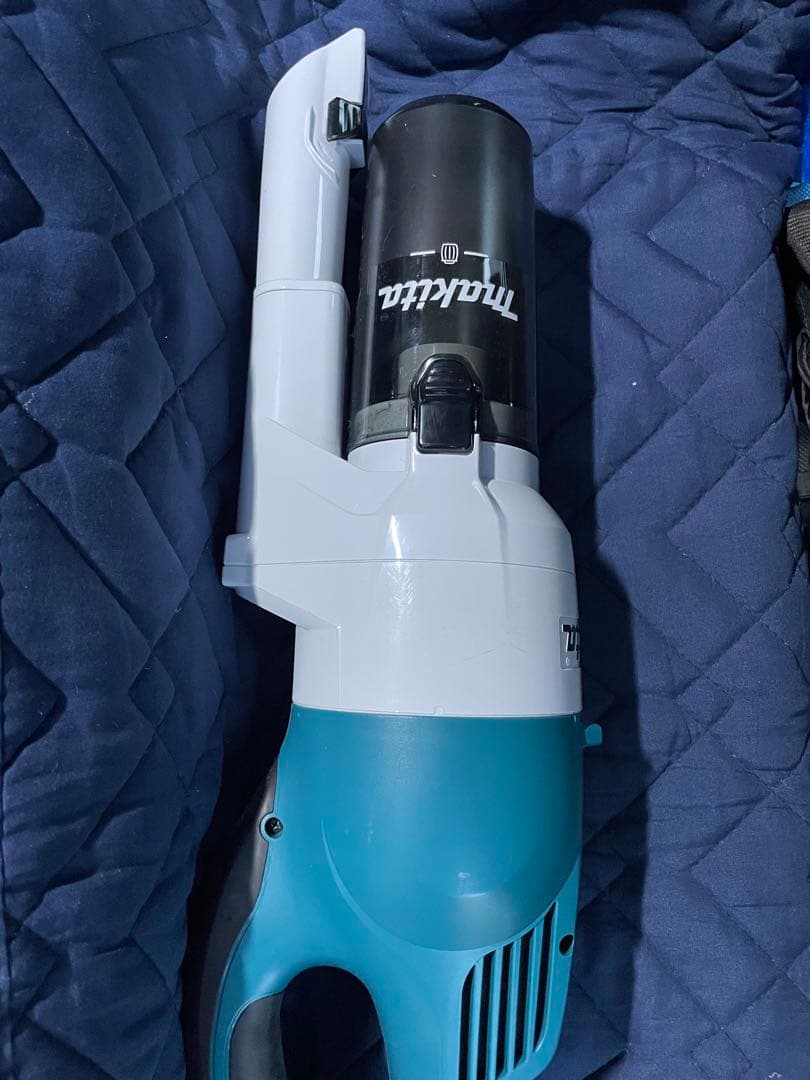 マキタ掃除機　CL181FD 18V