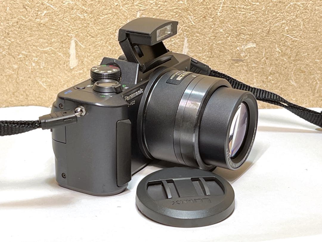 パナソニック LUMIX DMC-FZ2 デジタルカメラ