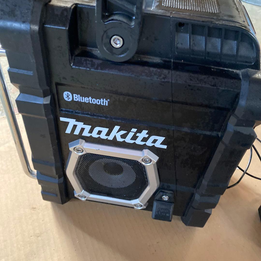 Makita Bluetoothラジオ　MR106