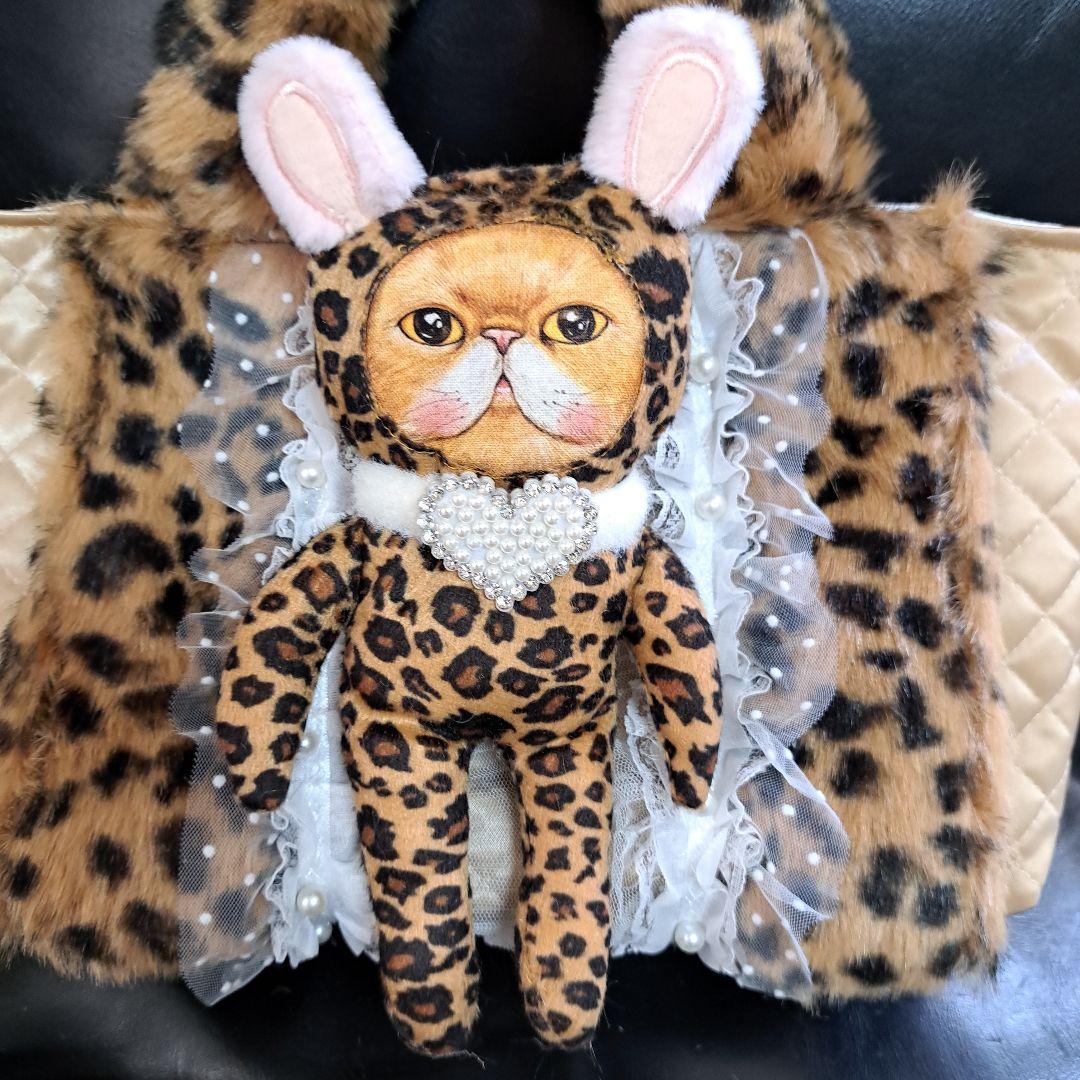 さ*ー様 コヤンイサムチョン♥️クムのヒョウ柄フェイクファーの可愛いバッグ