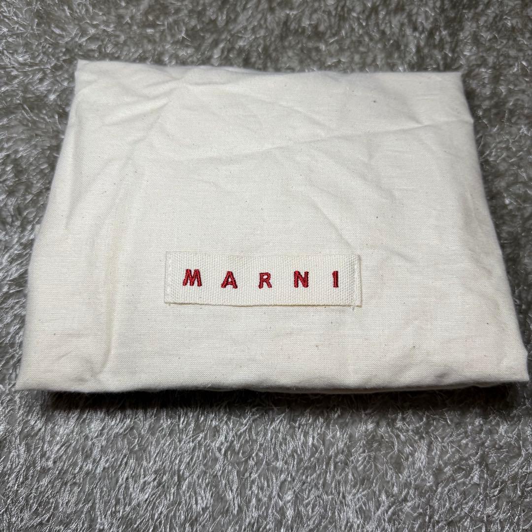 MARNI かごバッグ　ブラック