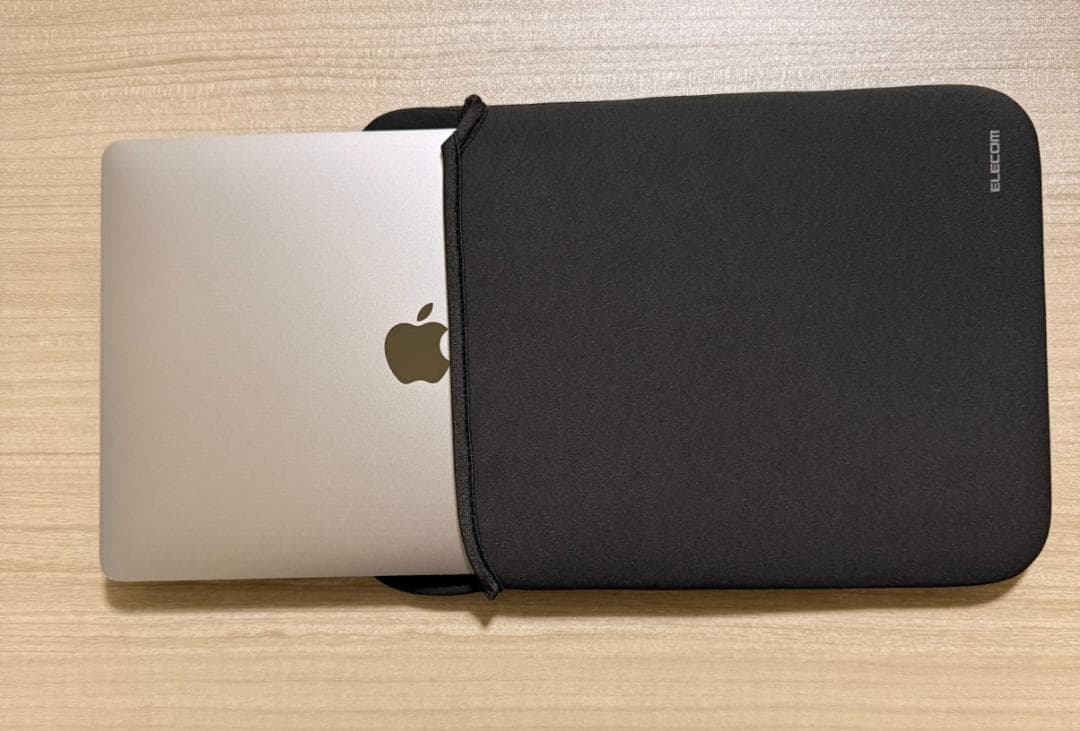 【美品】Apple MacBook Air (M1, 2020)