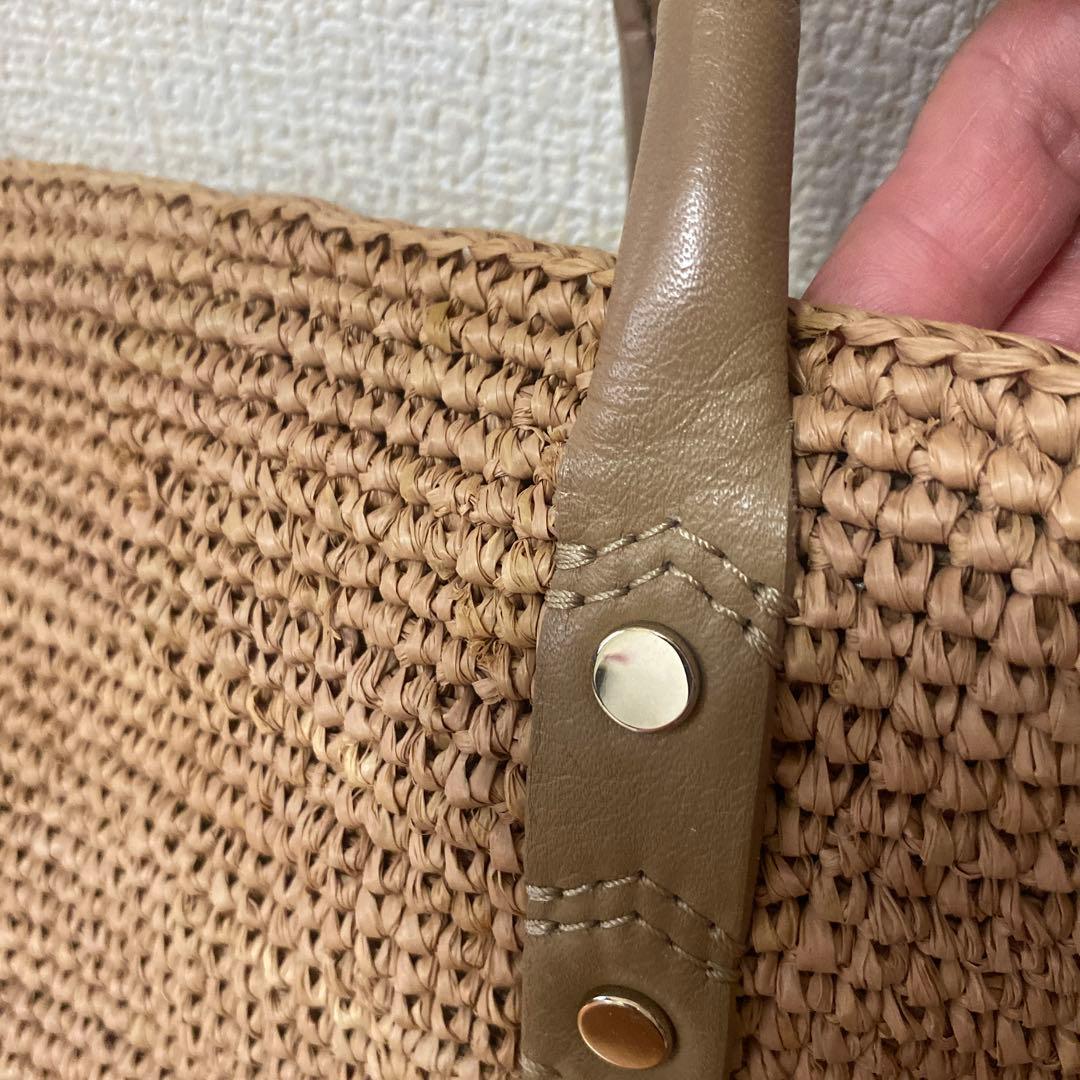 ヘレンカミンスキー【即日発送】スカーフを付けることで上品なバッグに♡