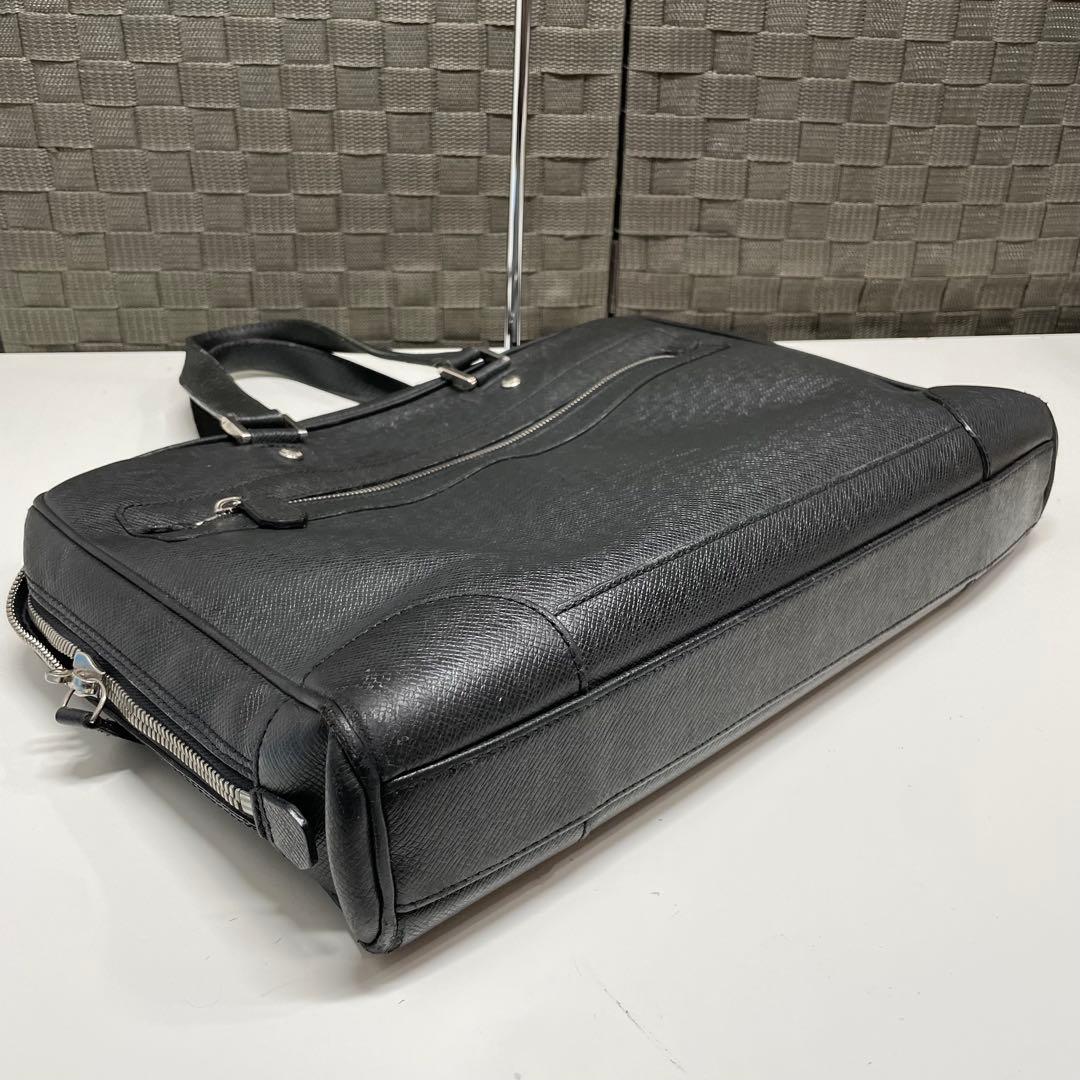 ぽ*け様 Louis Vuitton タイガ・イゴール・ブリーフケース　ビジネス