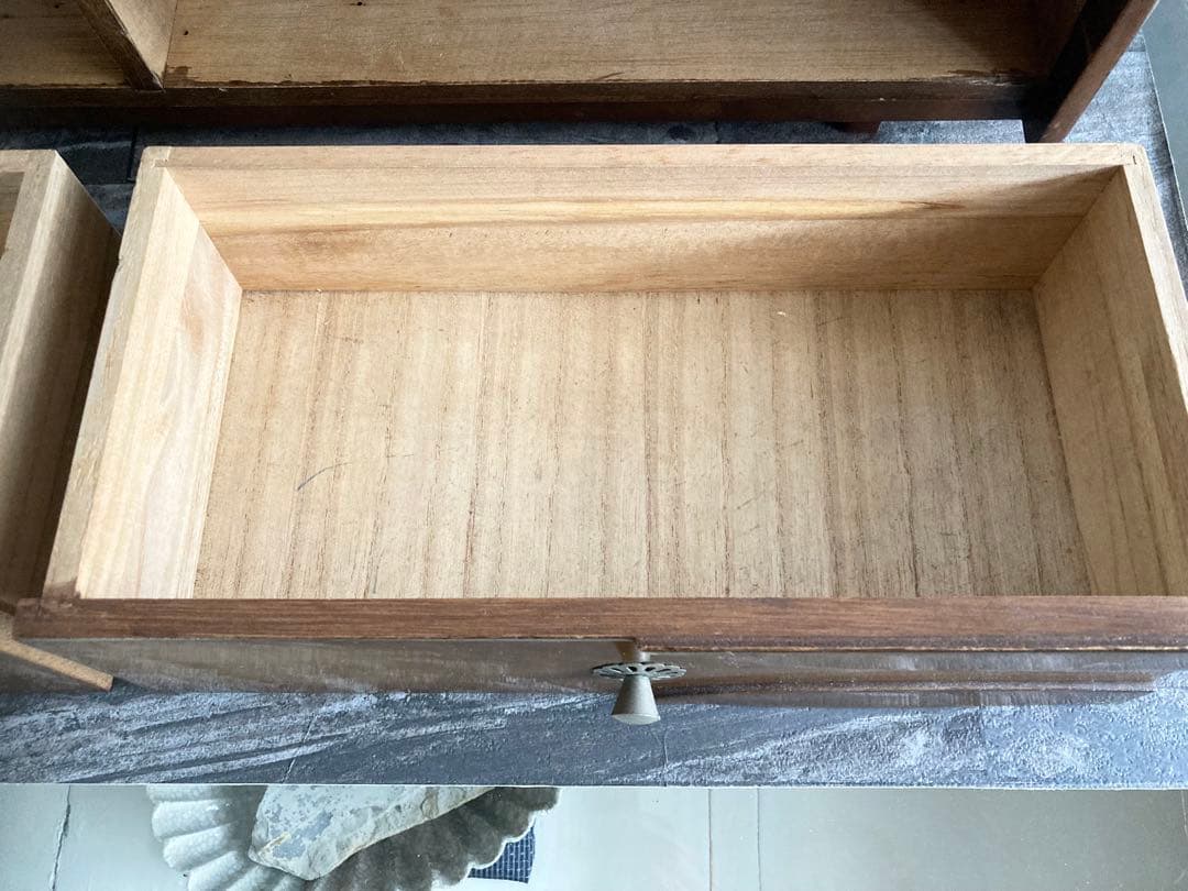 昭和レトロ｜優雅と気品｜ヴィンテージ化粧台 ドレッサー 鏡台【一点もの／鏡付】