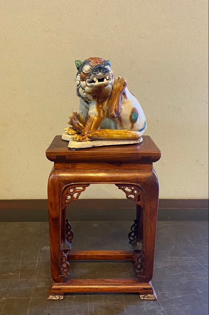 中国アンティーク　透かし彫り 飾り台・花台・香台　全高17cm ヴィンテージレア