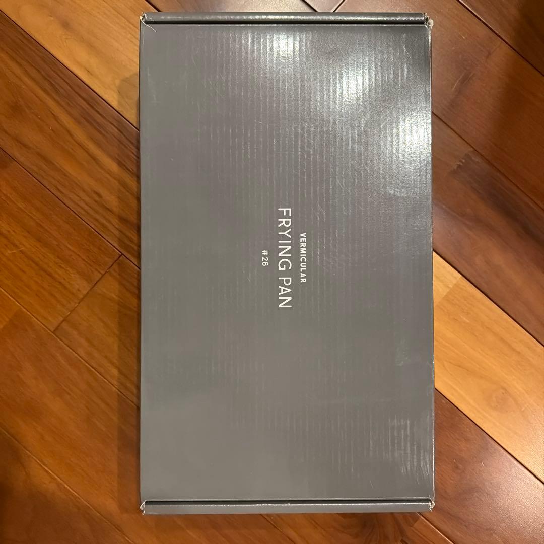 鋳鉄製フライパン 木製ハンドル付き