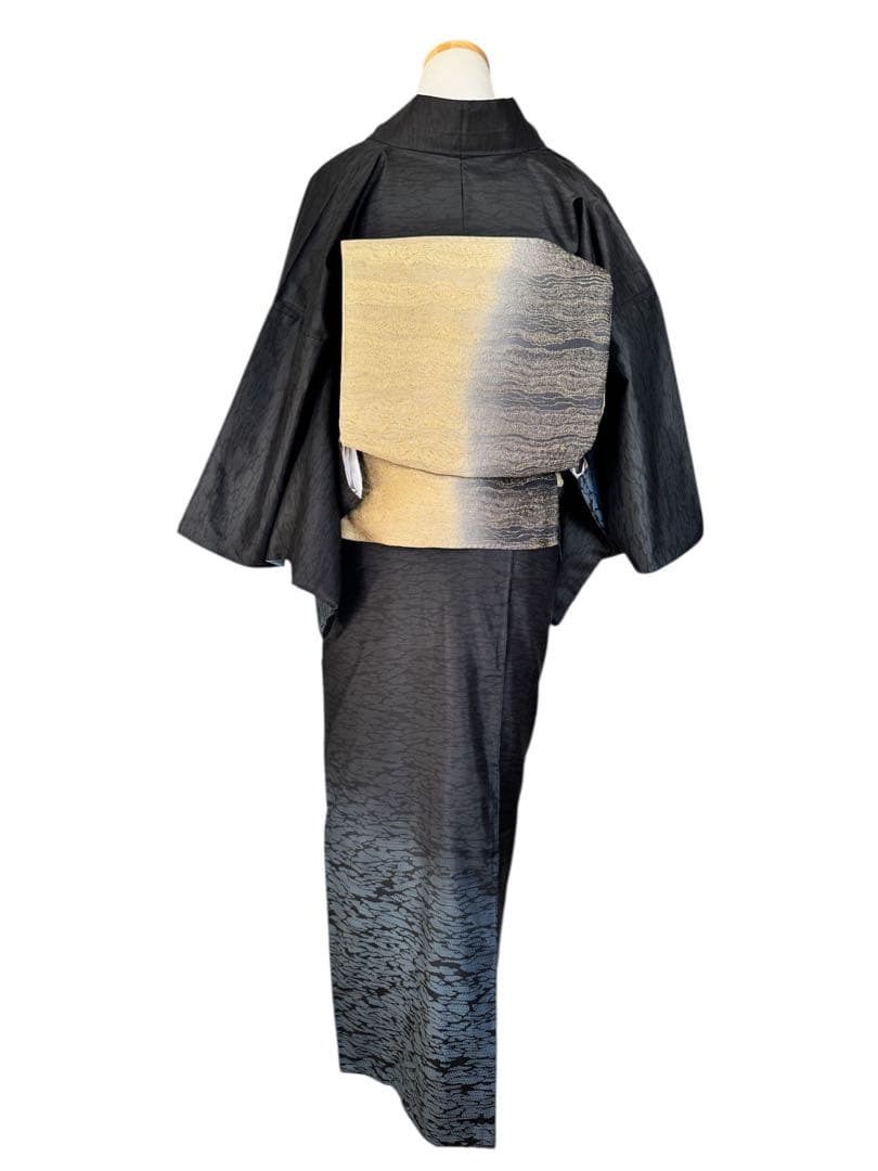 本場大島紬訪問着　染大島　逸品　波間模様