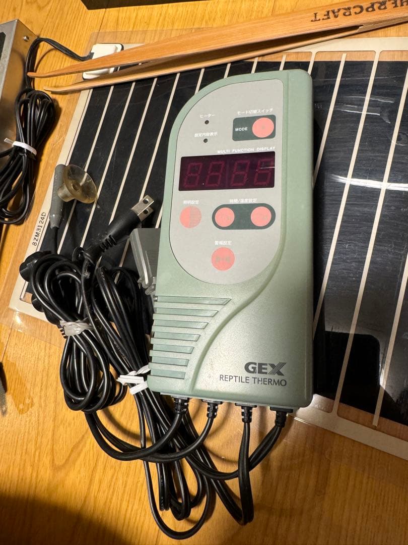 みどり商会　ケースバイケース　ゲージ　爬虫類　他