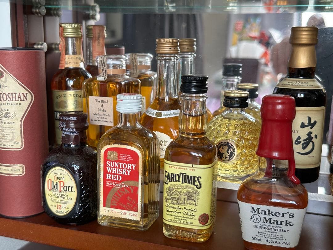 ウイスキーコレクション 43本 ガラスケース付き