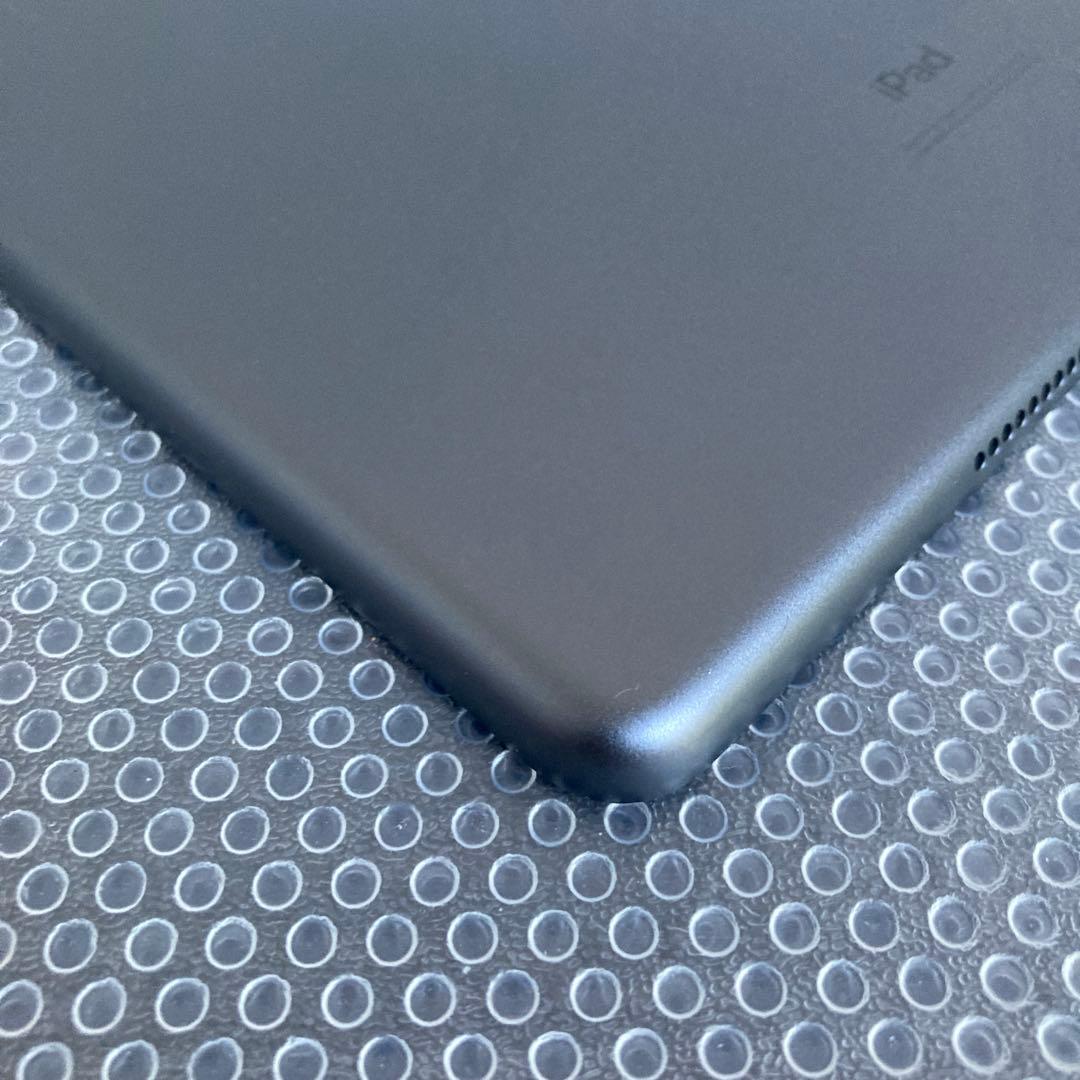 3366【早い者勝ち】iPad7 第7世代 32GB WIFIモデル☆