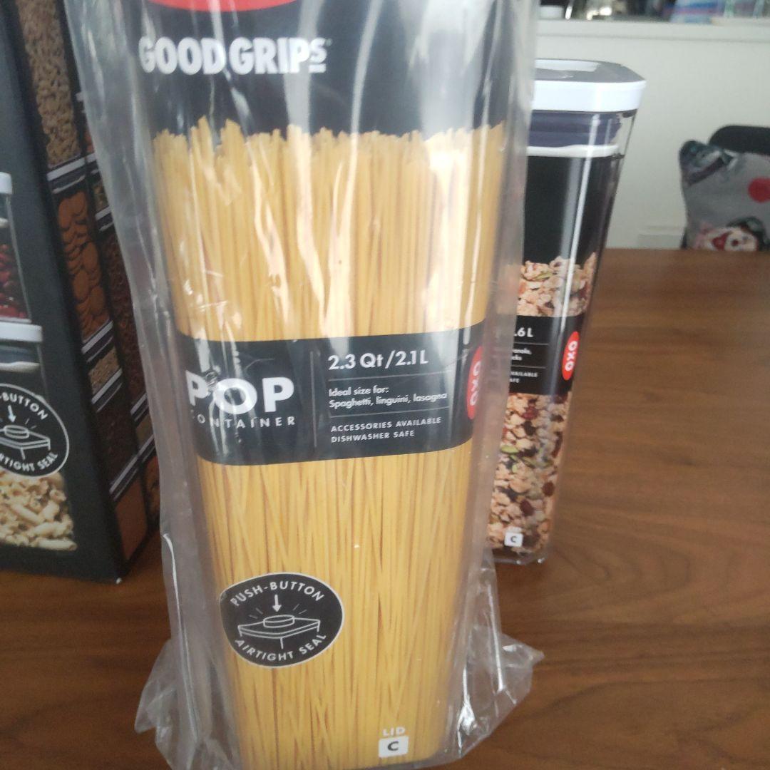 OXO POP　UP コンテナ 7ピースセット　新品　パスタ　ホワイト