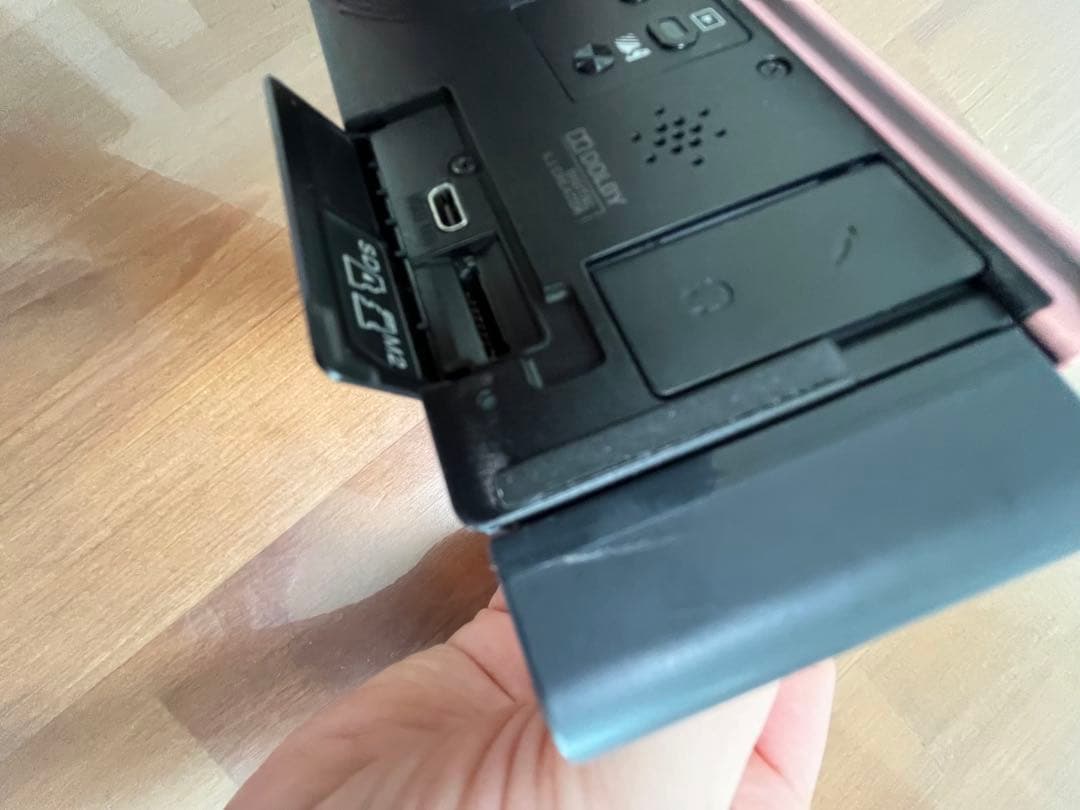 SONY HDR-CX670 ビデオカメラ 本体 ピンク 三脚付き