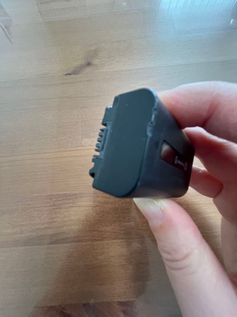 SONY HDR-CX670 ビデオカメラ 本体 ピンク 三脚付き