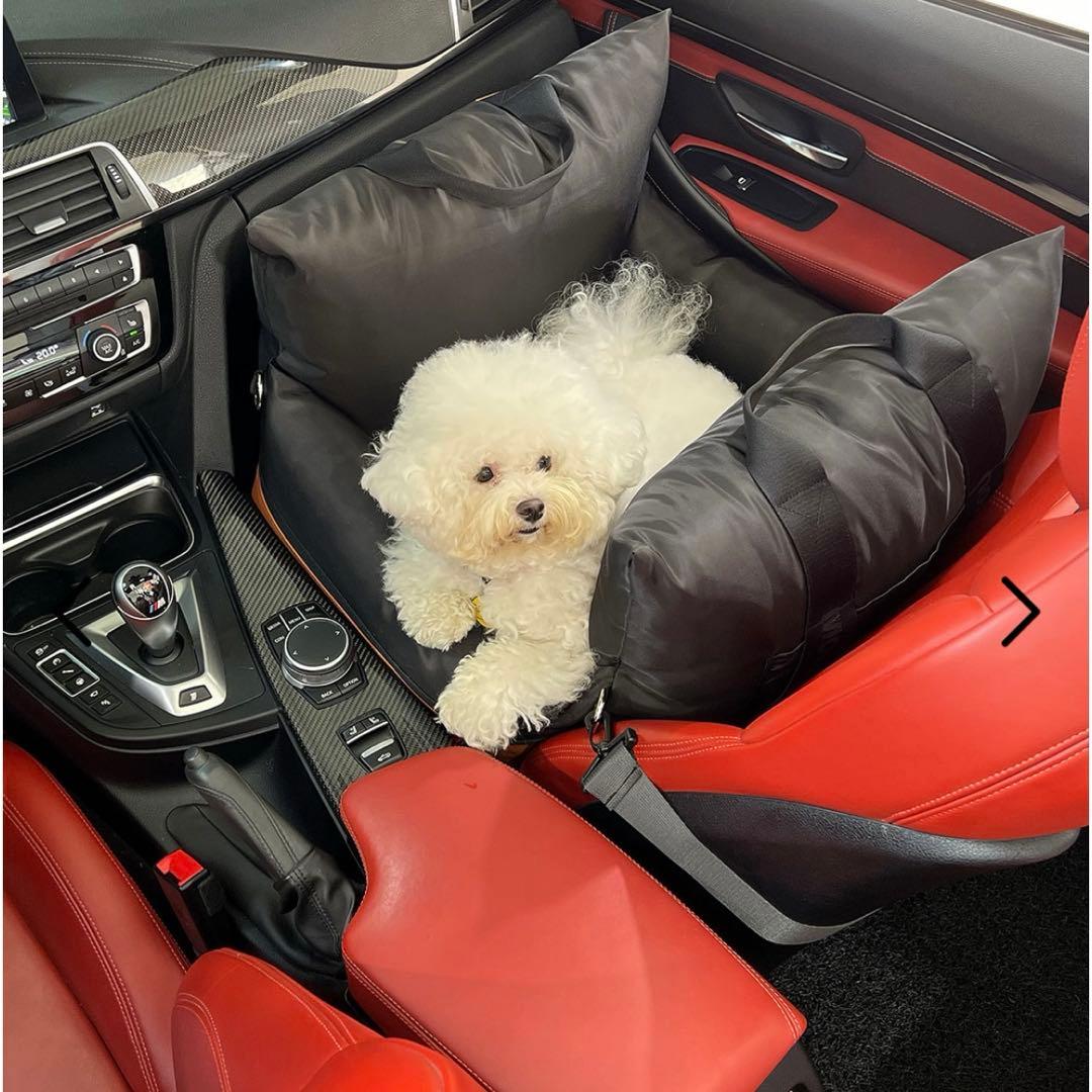 【新品】Monchouchou モンカーシート　ノーマルサイズ　犬　カーシート