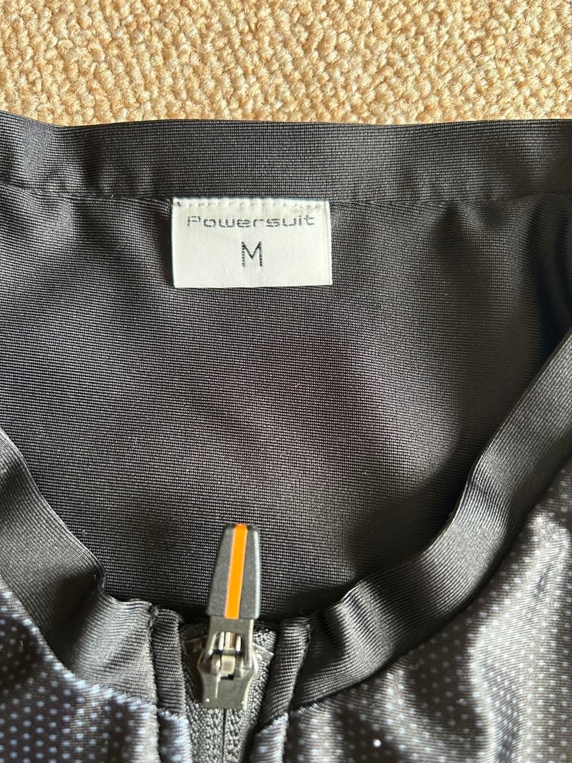 SIXPAD パワースーツ　レディース上下　Mサイズ