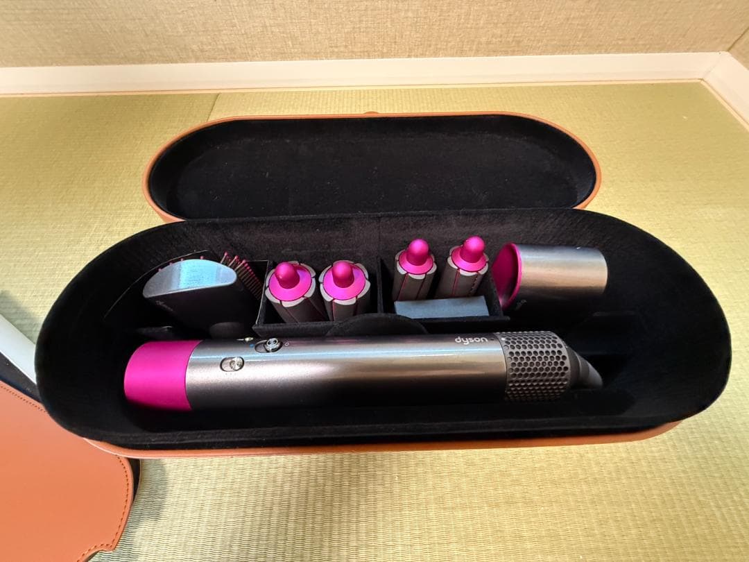 Dyson airwrap ダイソン エアラップ HS01