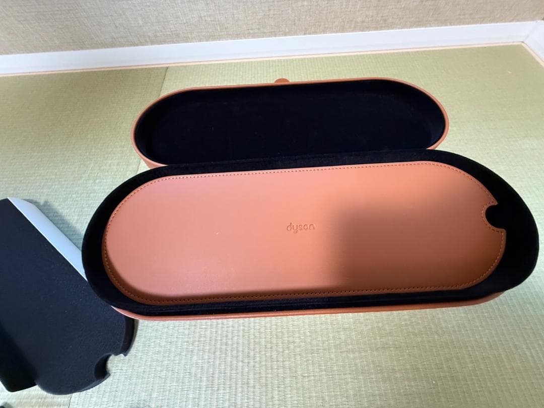 Dyson airwrap ダイソン エアラップ HS01