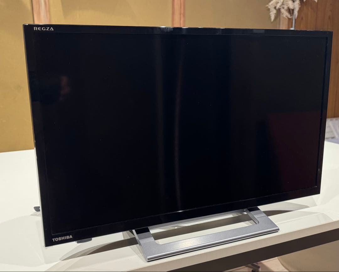 TOSHIBA REGZA 24インチ